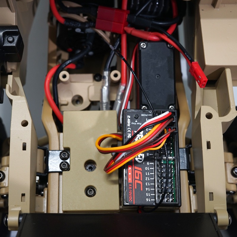 军用卡车1/10仿真模型4*4军卡P408恒冠悍马越野RC高档遥控车声光