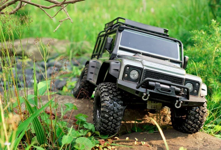新品Traxxas遥控电动越野车攀爬车TRX-4仿真路虎卫士82056-4 包邮
